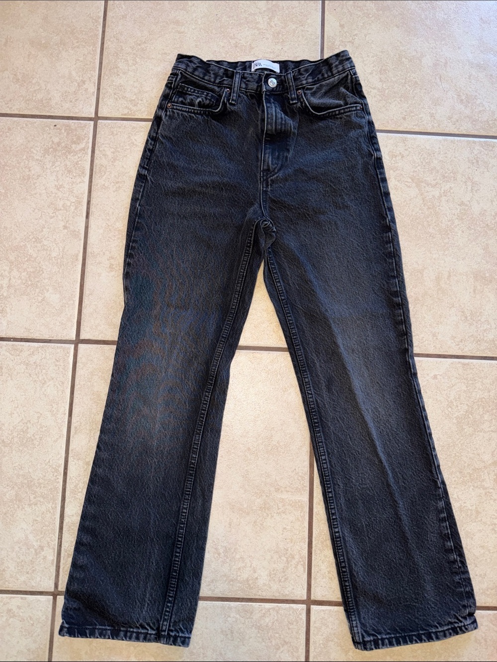Zara Women’s Straight Leg Jeans - Black